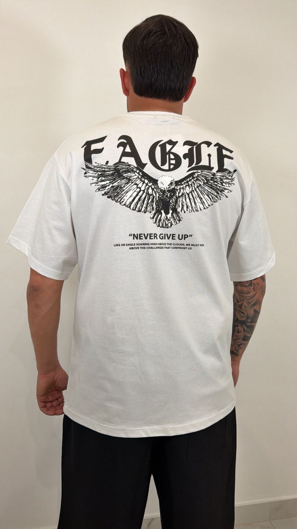 T Shirt never give up