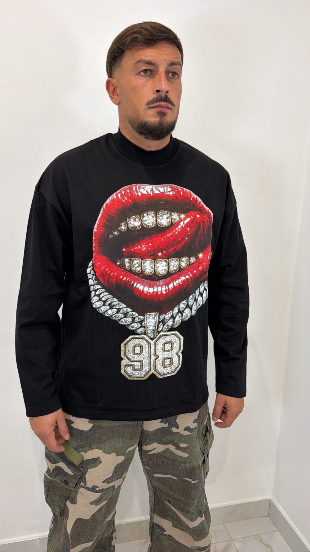 Longsleeve lips